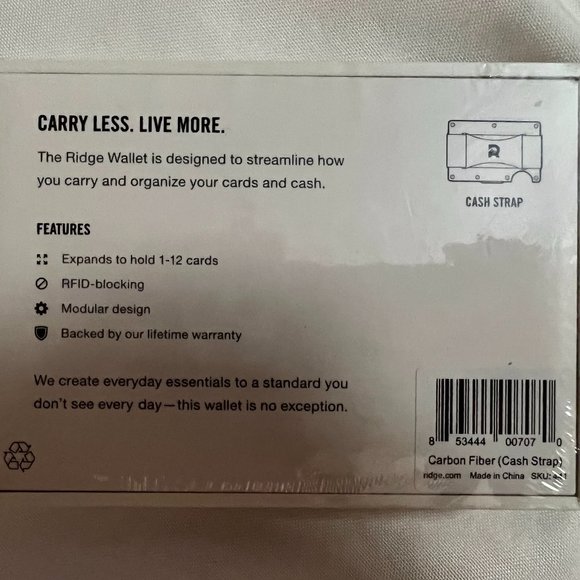 The Ridge RFID Blocking Carbon Fiber 3K Cash Strap - Picture 2 of 3